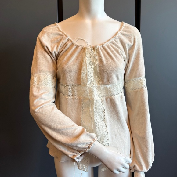 Anna Huling Boho Ecru Blouse with Lace - Picture 1 of 7